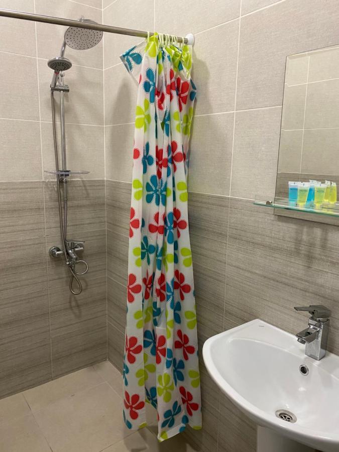 Hotel Sharl Ninotsminda 外观 照片