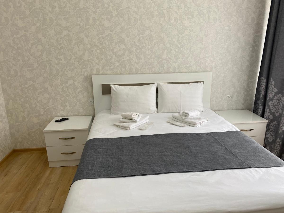 Hotel Sharl Ninotsminda 外观 照片