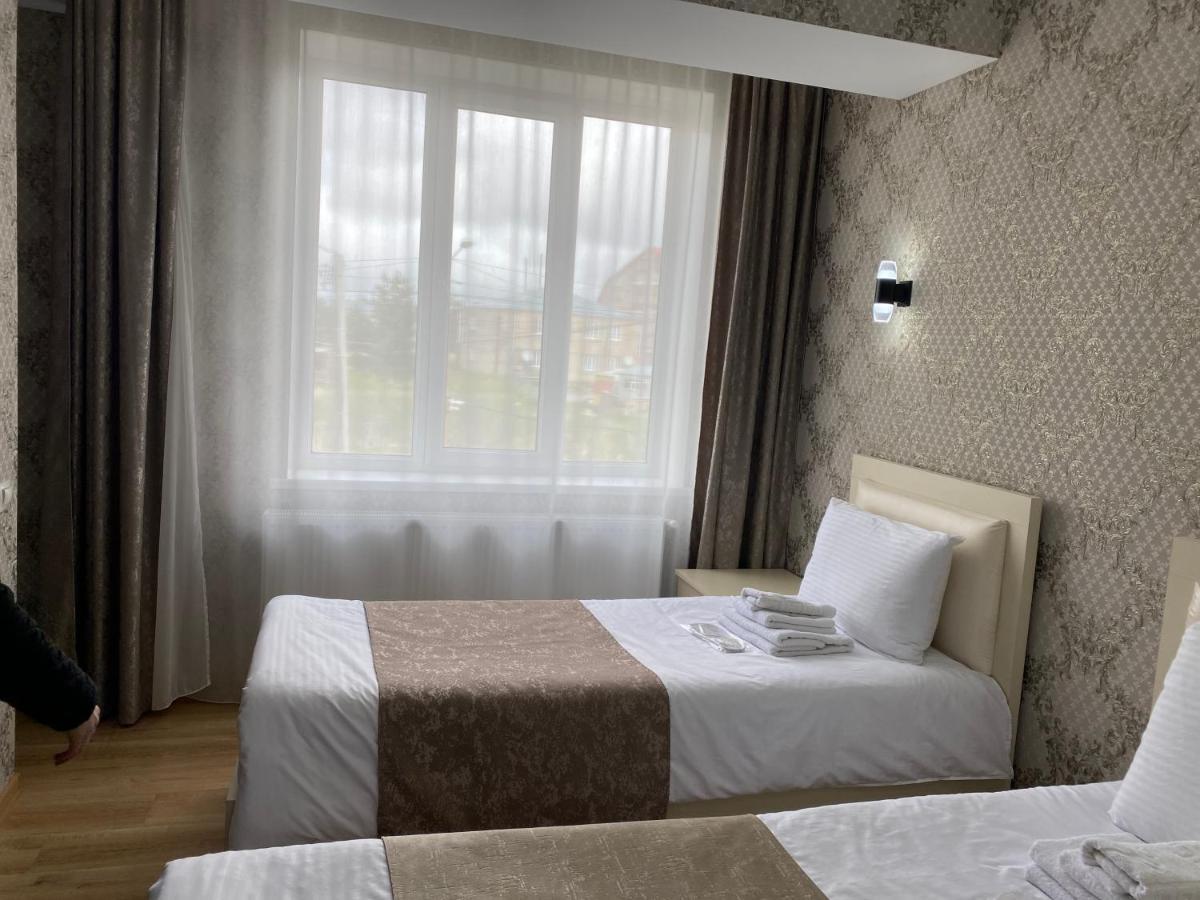 Hotel Sharl Ninotsminda 外观 照片