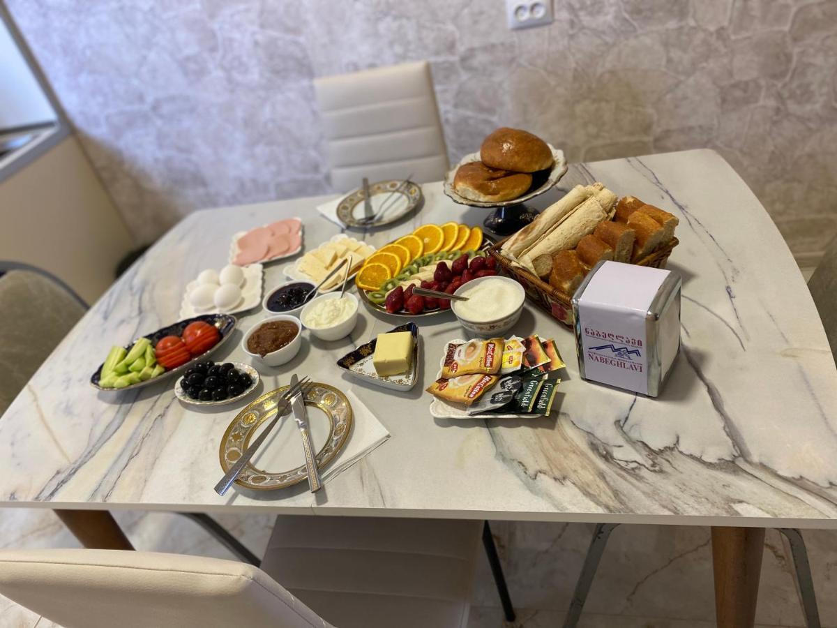 Hotel Sharl Ninotsminda 外观 照片