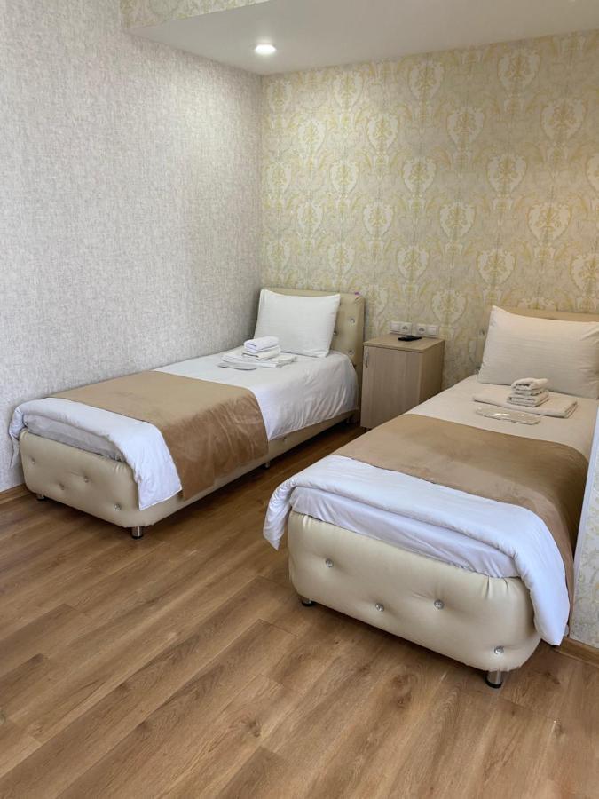 Hotel Sharl Ninotsminda 外观 照片